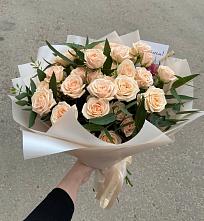 Букет Кремовые розы Латте в Новой Усмани